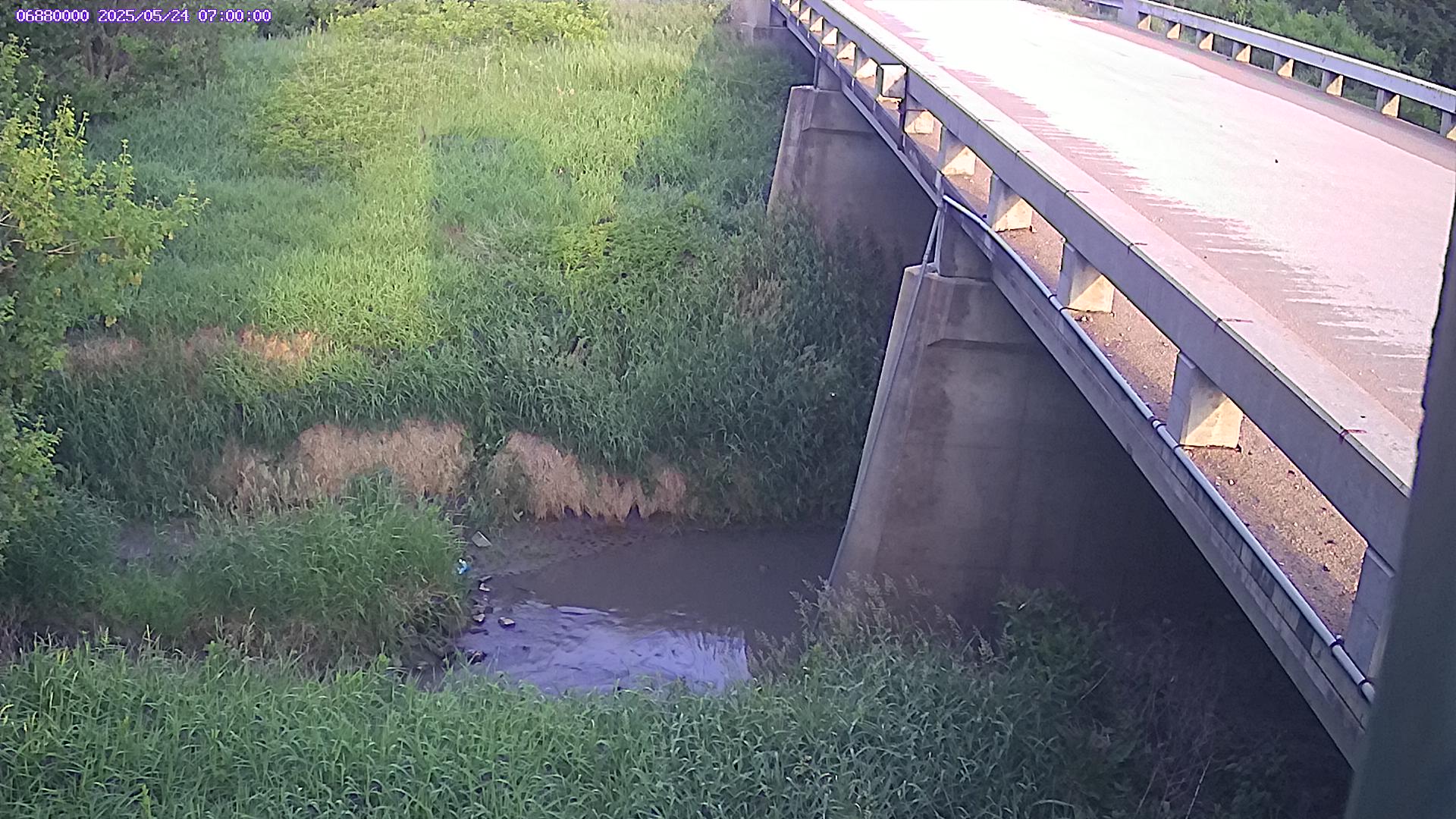 Streamgage Camera 06880000 thumbnail